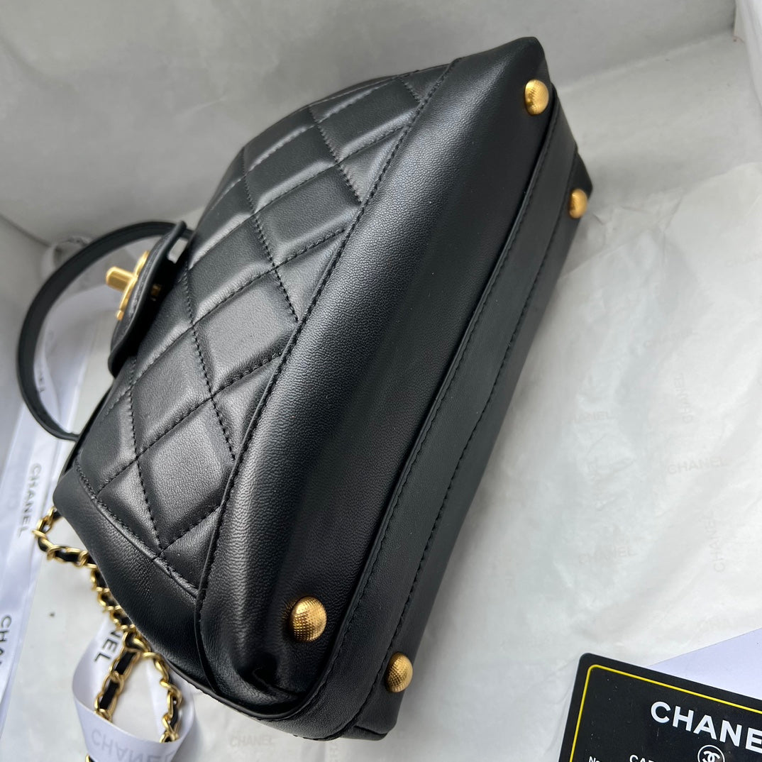 Chic & Stylish Bags