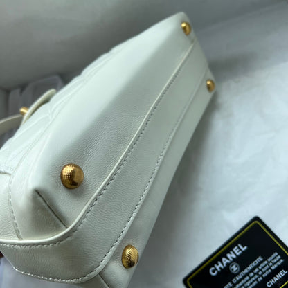 Chic & Stylish Bags