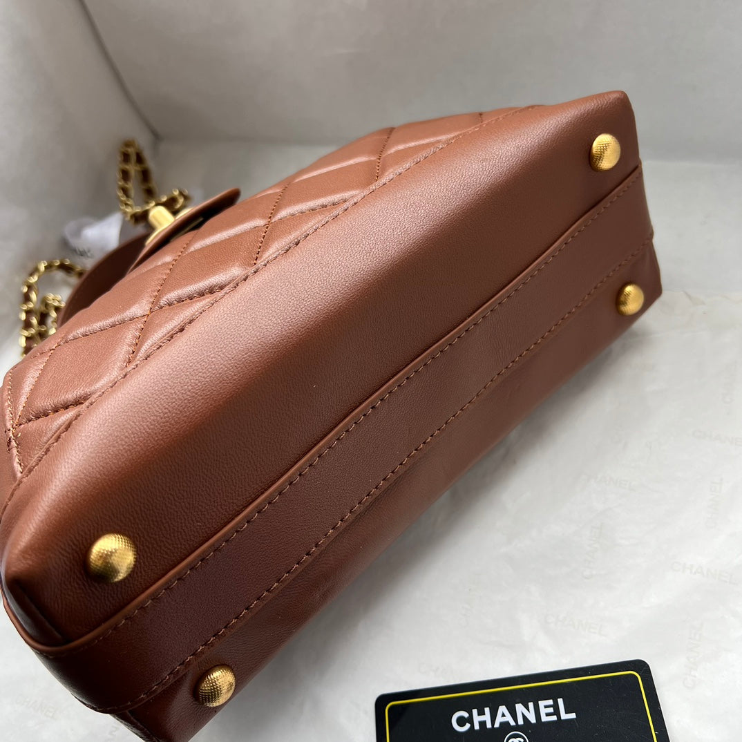 Chic & Stylish Bags