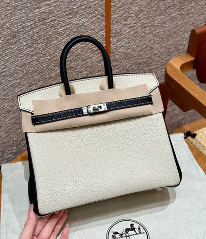 Chic & Stylish Bags