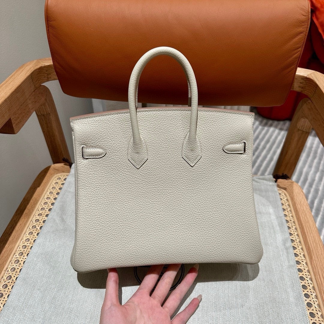 Chic & Stylish Bags