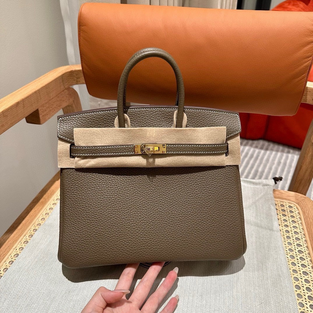 Chic & Stylish Bags