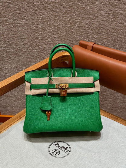 Chic & Stylish Bags