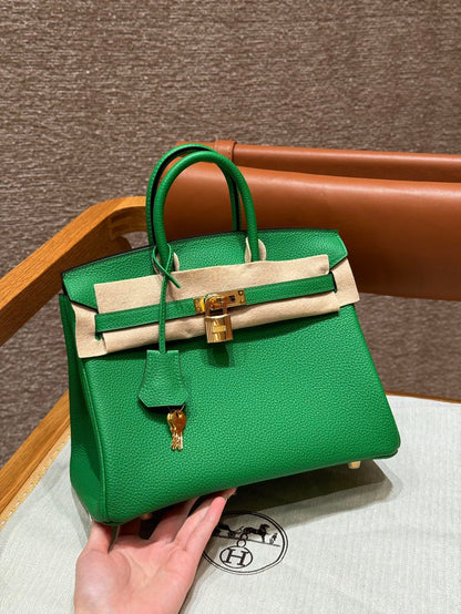 Chic & Stylish Bags