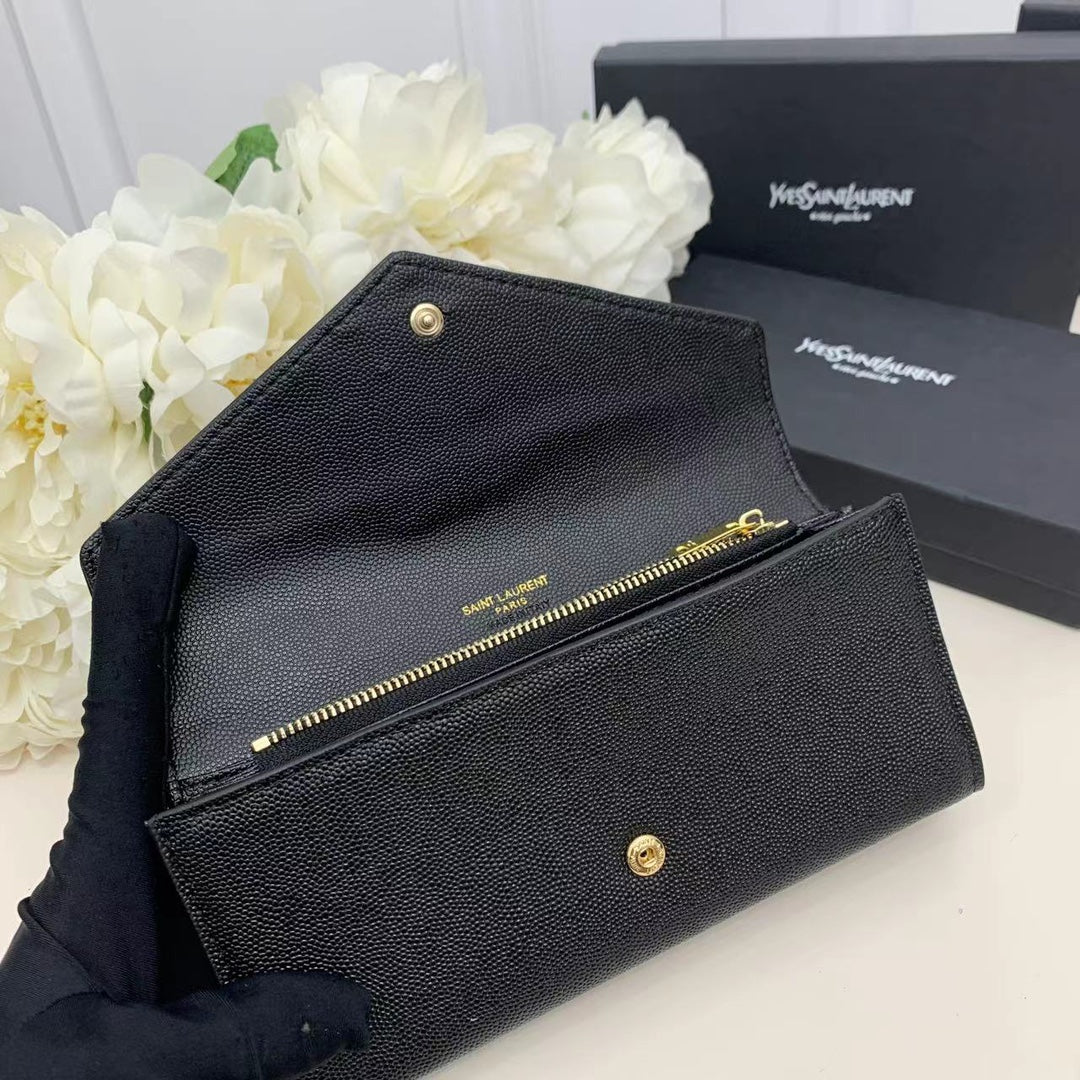 Chic & Stylish Bags