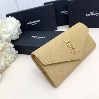 Chic & Stylish Bags