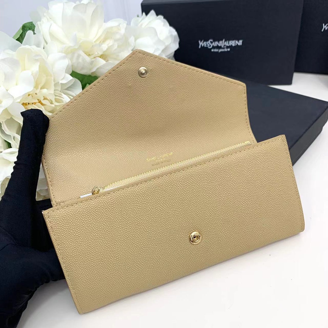 Chic & Stylish Bags