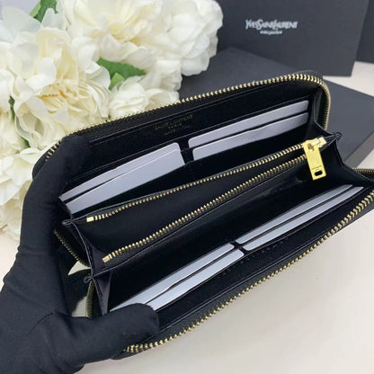 Chic & Stylish Bags