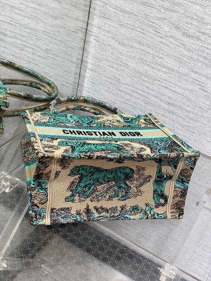 Chic & Stylish Bags