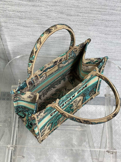 Chic & Stylish Bags