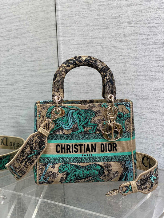Chic & Stylish Bags