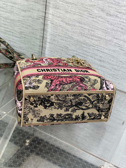 Chic & Stylish Bags