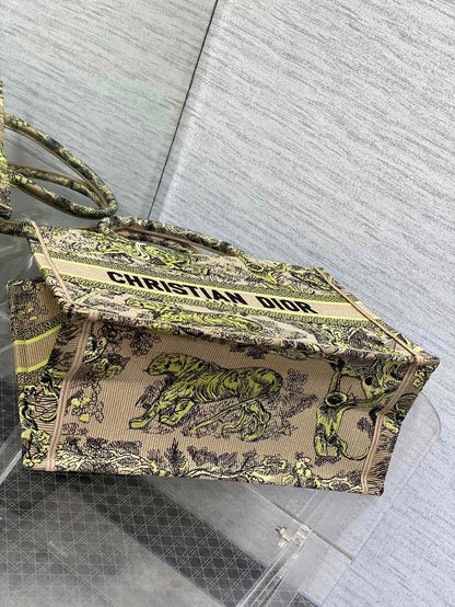 Chic & Stylish Bags