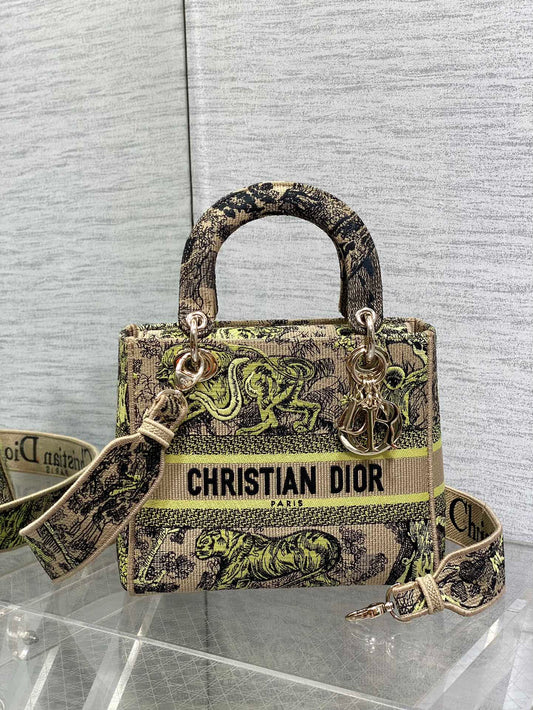 Chic & Stylish Bags