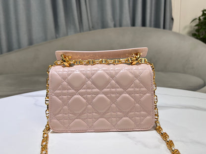 Chic & Stylish Bags