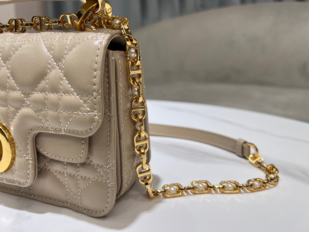 Chic & Stylish Bags