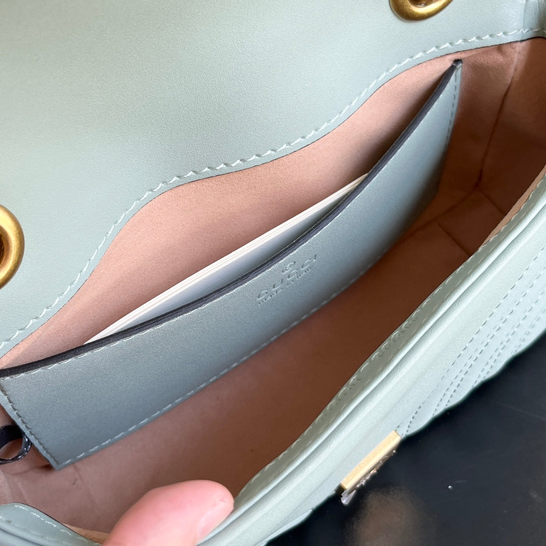 Chic & Stylish Bags