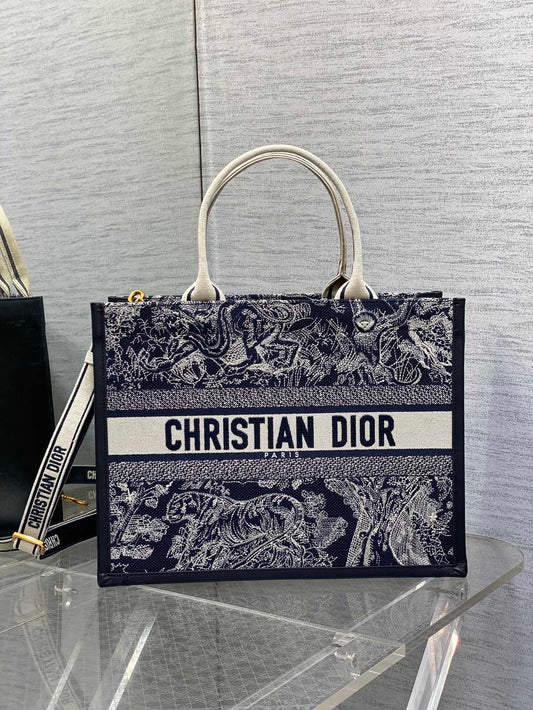Chic & Stylish Bags