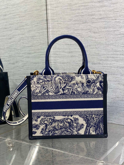 Chic & Stylish Bags