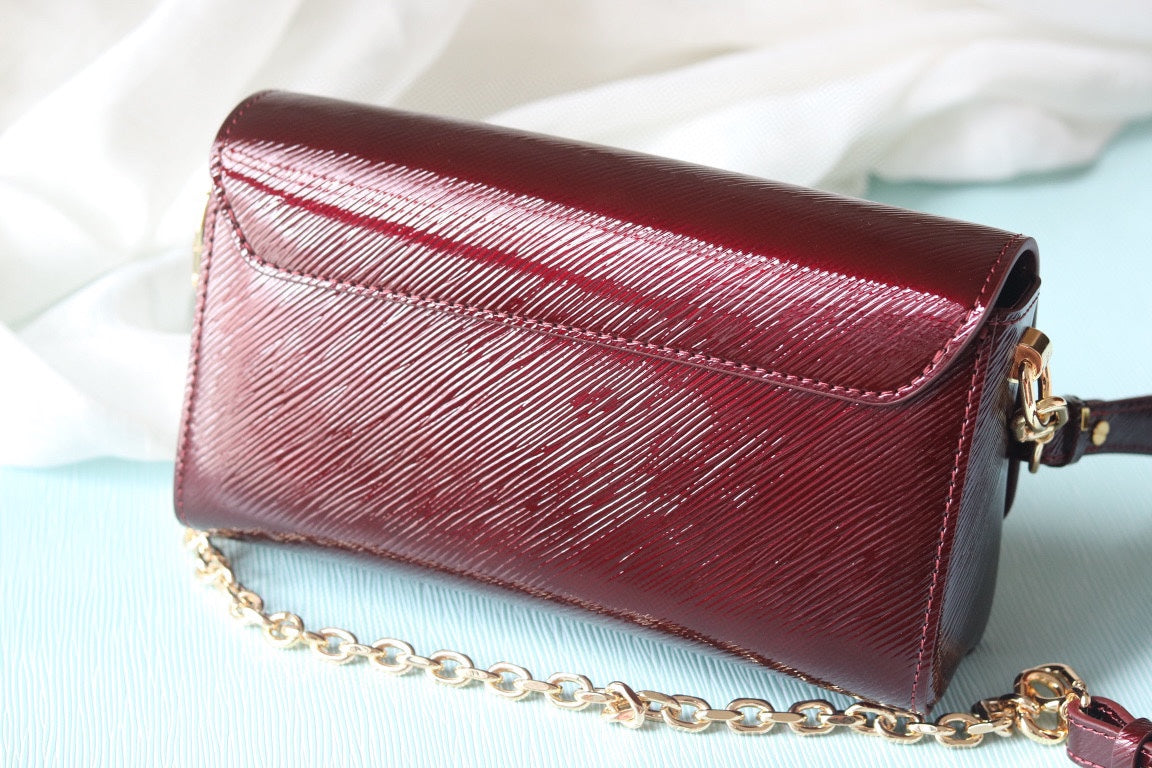 Chic & Stylish Bags