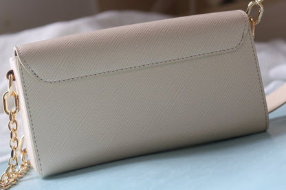 Chic & Stylish Bags