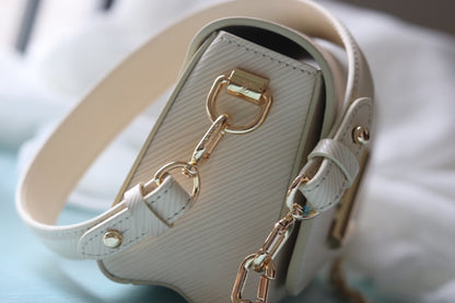 Chic & Stylish Bags