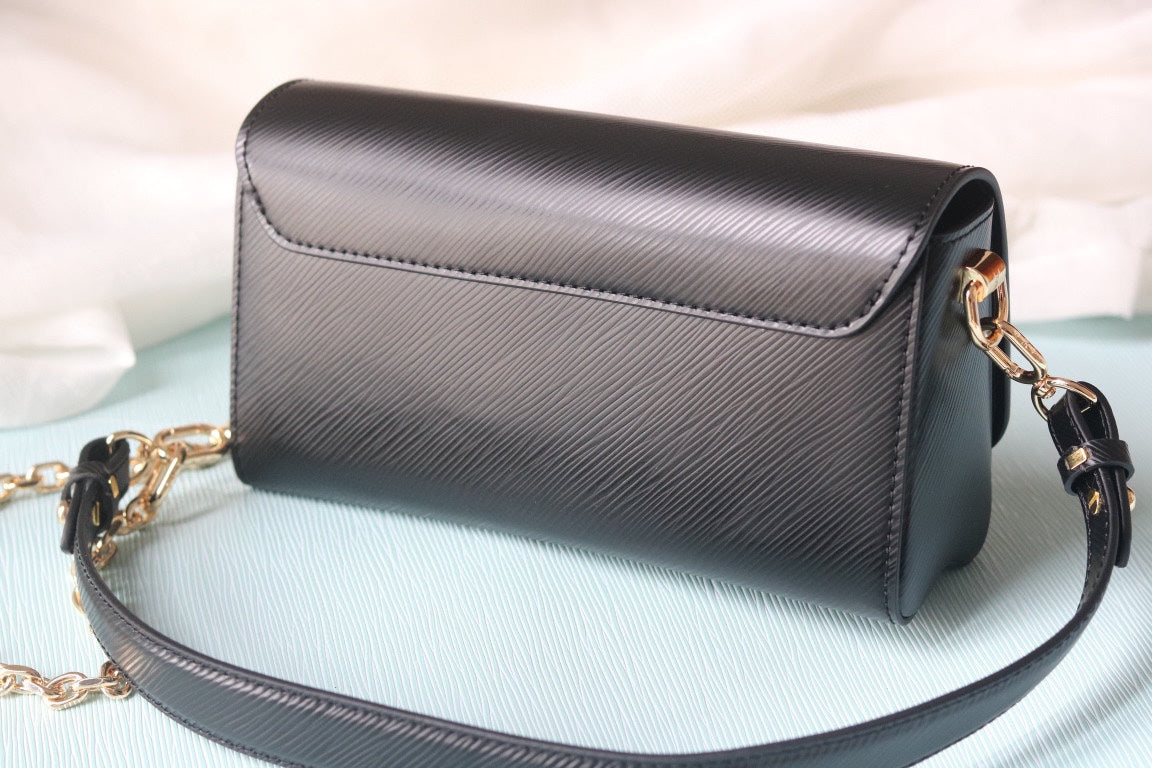 Chic & Stylish Bags