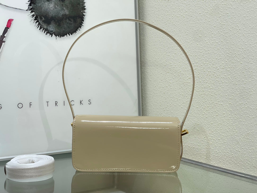Chic & Stylish Bags