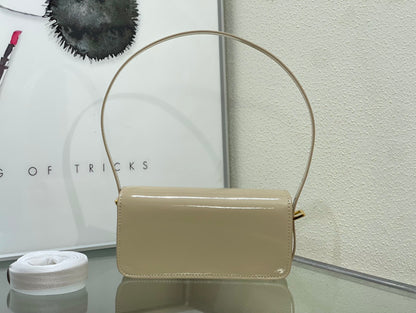 Chic & Stylish Bags