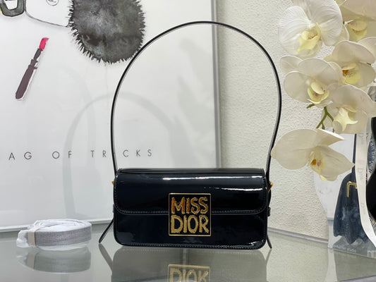 Chic & Stylish Bags