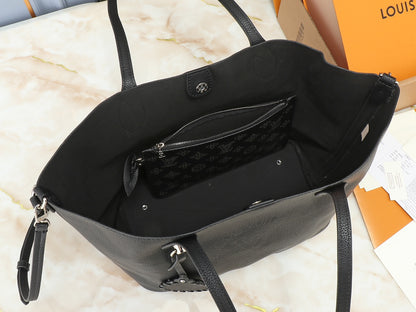Chic & Stylish Bags