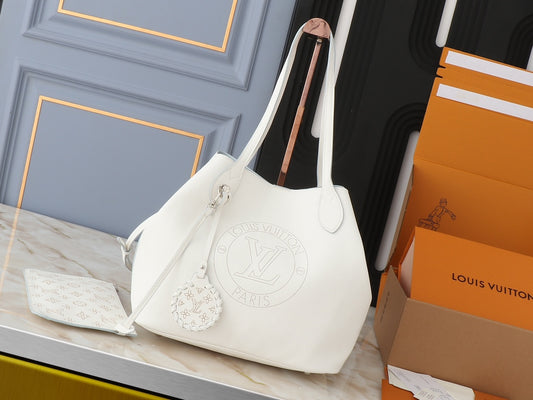 Chic & Stylish Bags