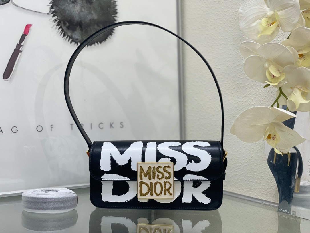 Chic & Stylish Bags