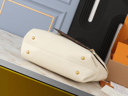 Chic & Stylish Bags
