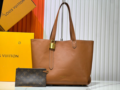 Chic & Stylish Bags