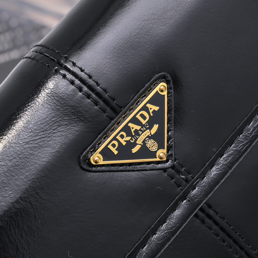 Chic & Stylish Bags