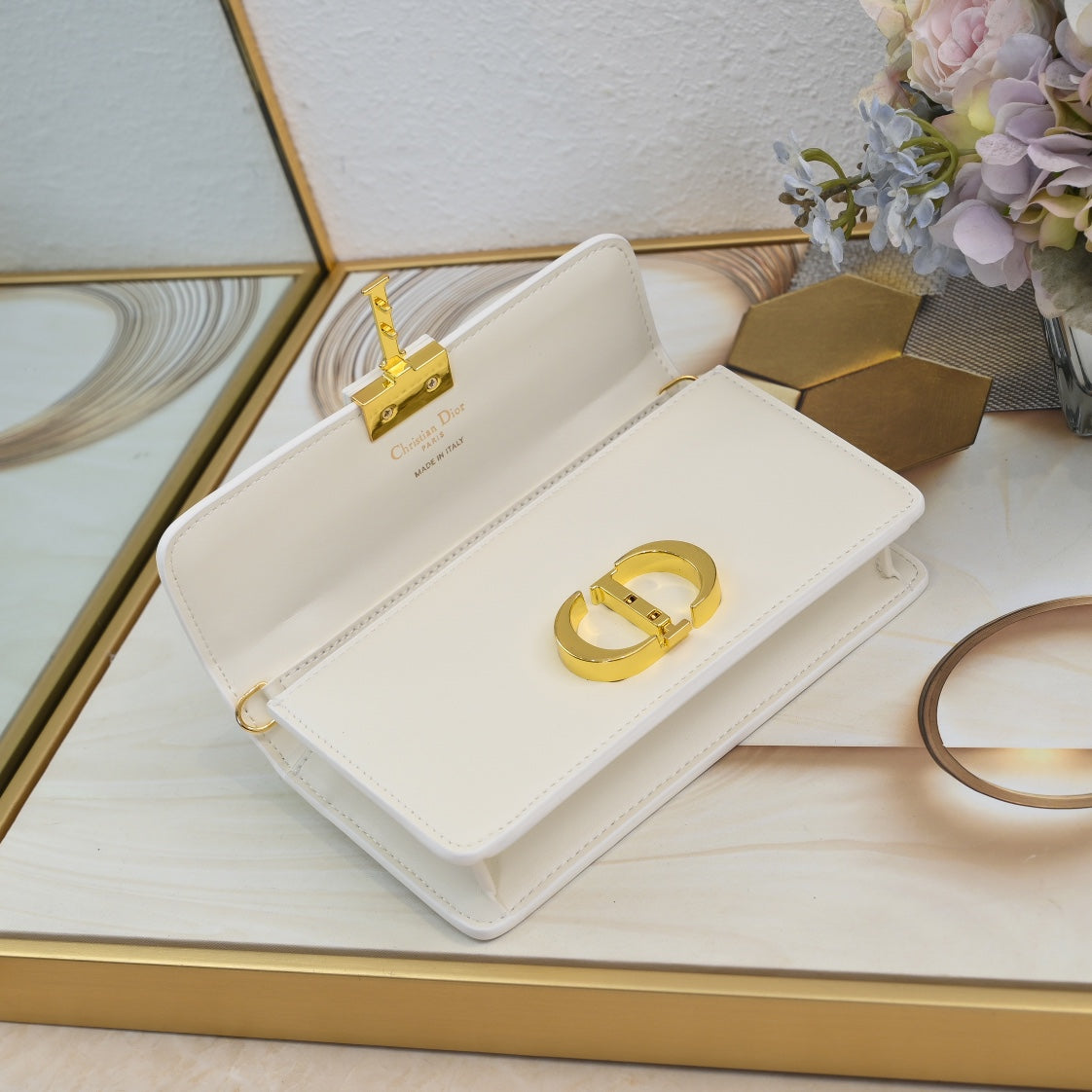 Chic & Stylish Bags