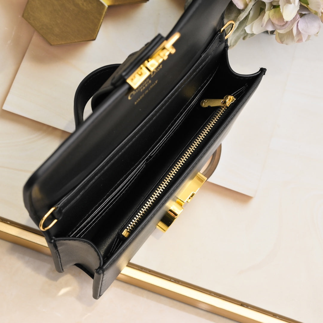 Chic & Stylish Bags