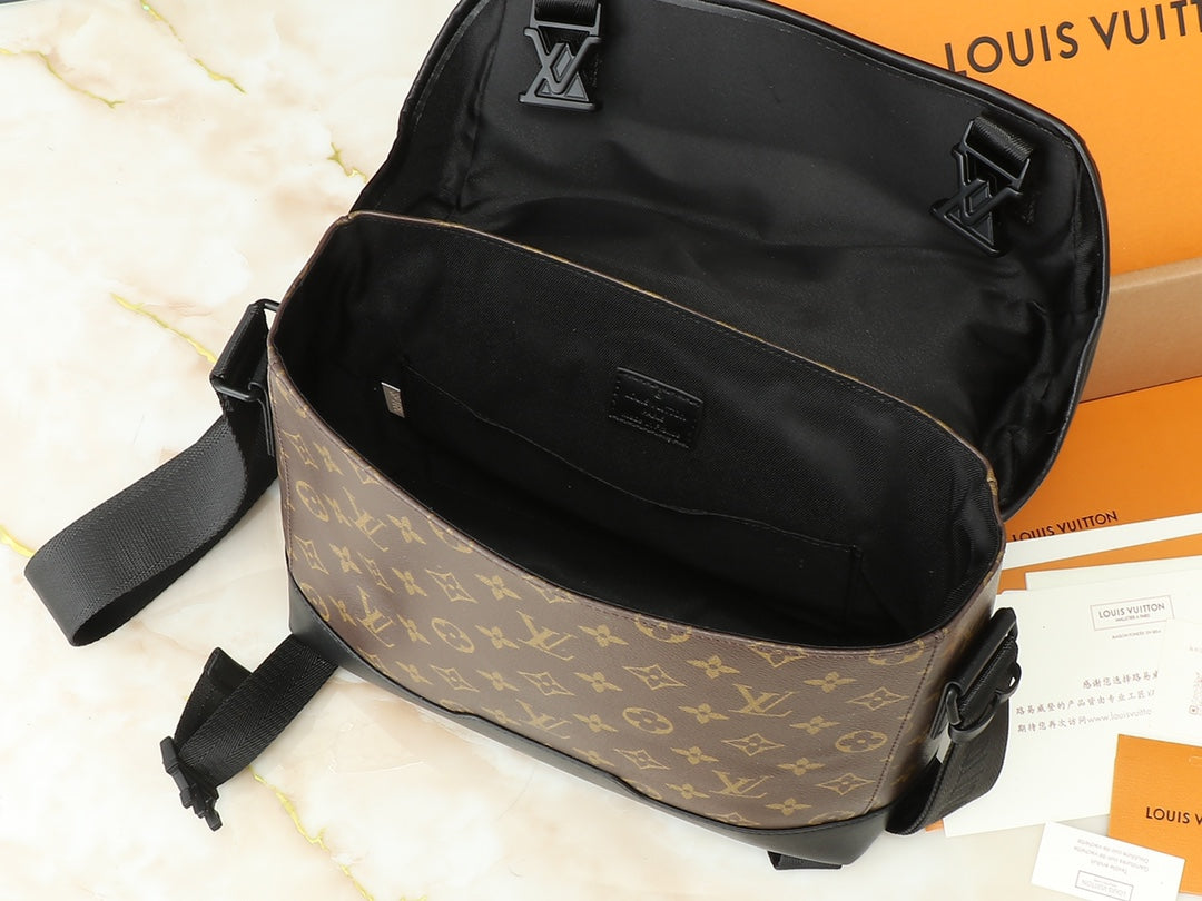 Chic & Stylish Bags