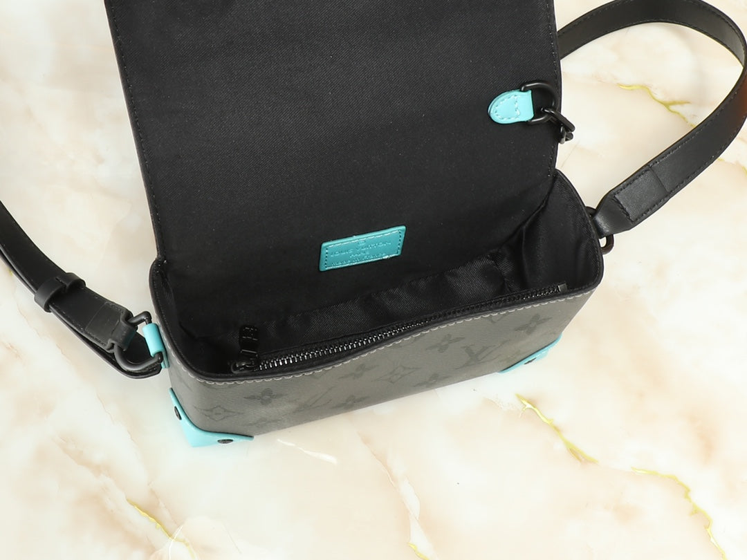 Chic & Stylish Bags