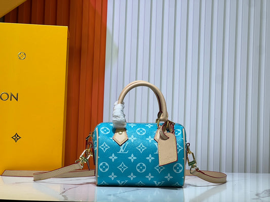 Chic & Stylish Bags