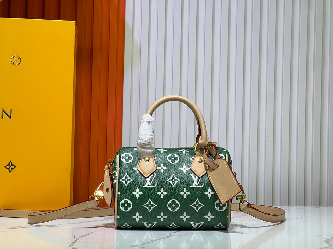 Chic & Stylish Bags