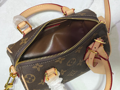 Chic & Stylish Bags