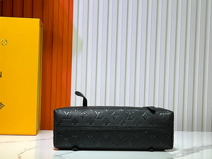Chic & Stylish Bags