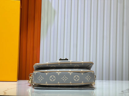 Chic & Stylish Bags