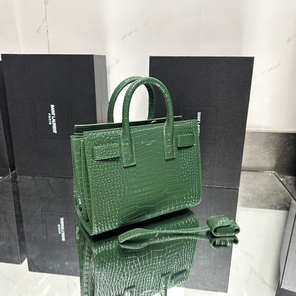 Chic & Stylish Bags