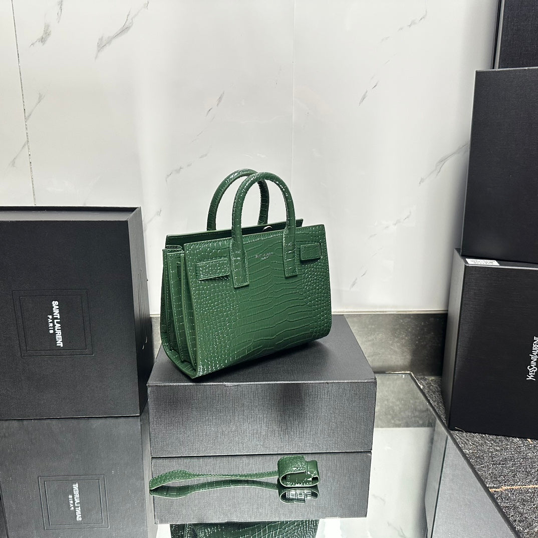 Chic & Stylish Bags