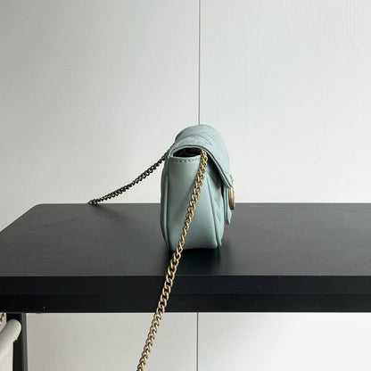 Chic & Stylish Bags