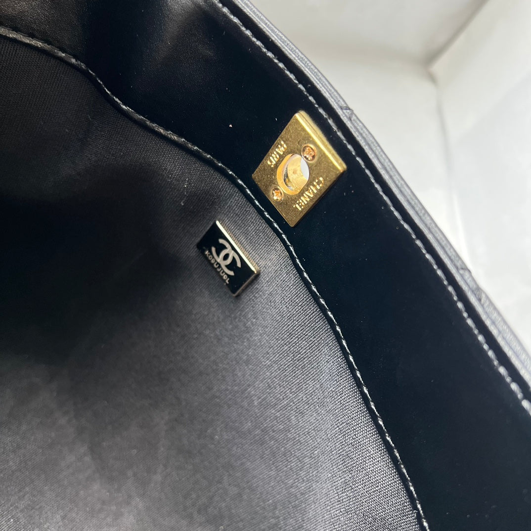 Chic & Stylish Bags