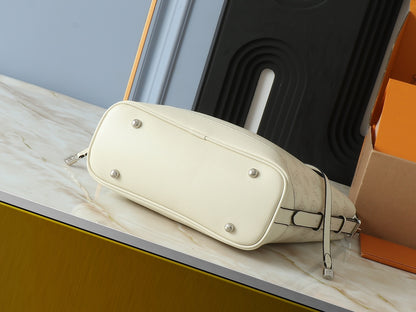 Chic & Stylish Bags